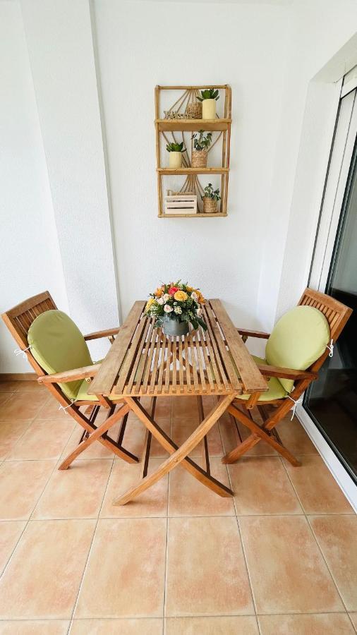 Beautiful 1 Bedroom Apartment In Albir El Albir Esterno foto